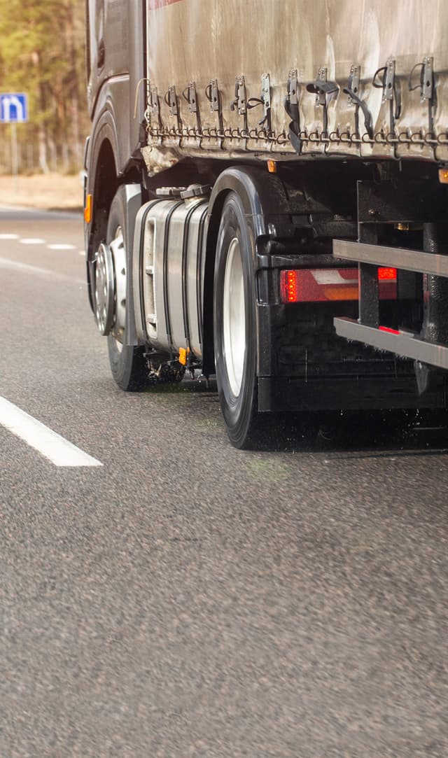 Contactar con Transportes Lorenzo